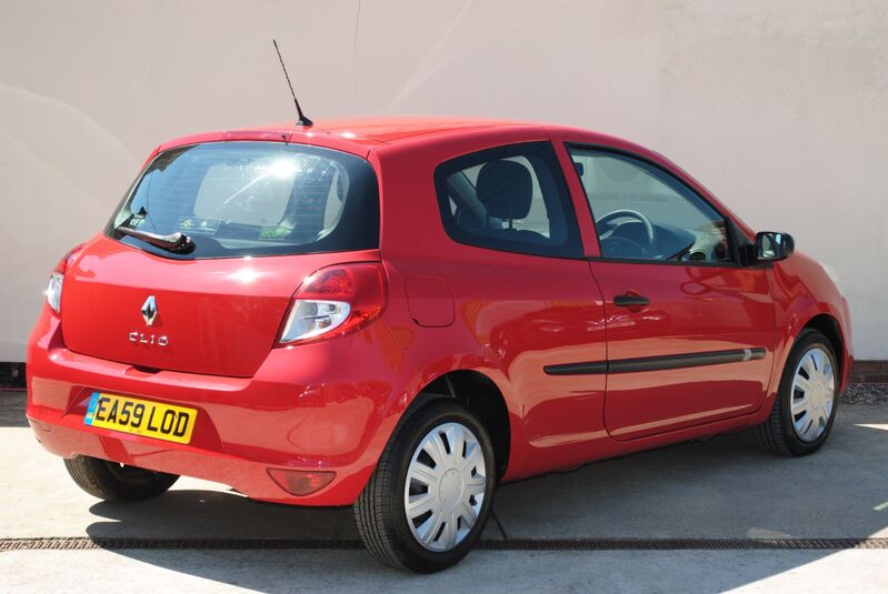 RENAULT CLIO