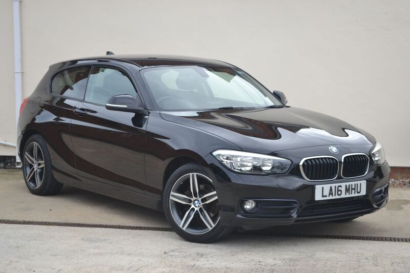 BMW 1 SERIES