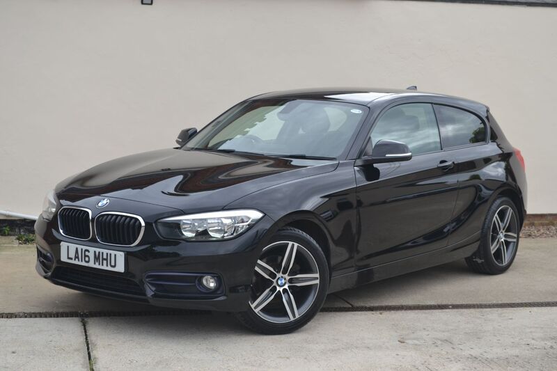 BMW 1 SERIES